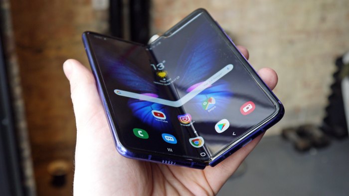 Fold samsung galaxy vs phones foldable original display compare techradar credit