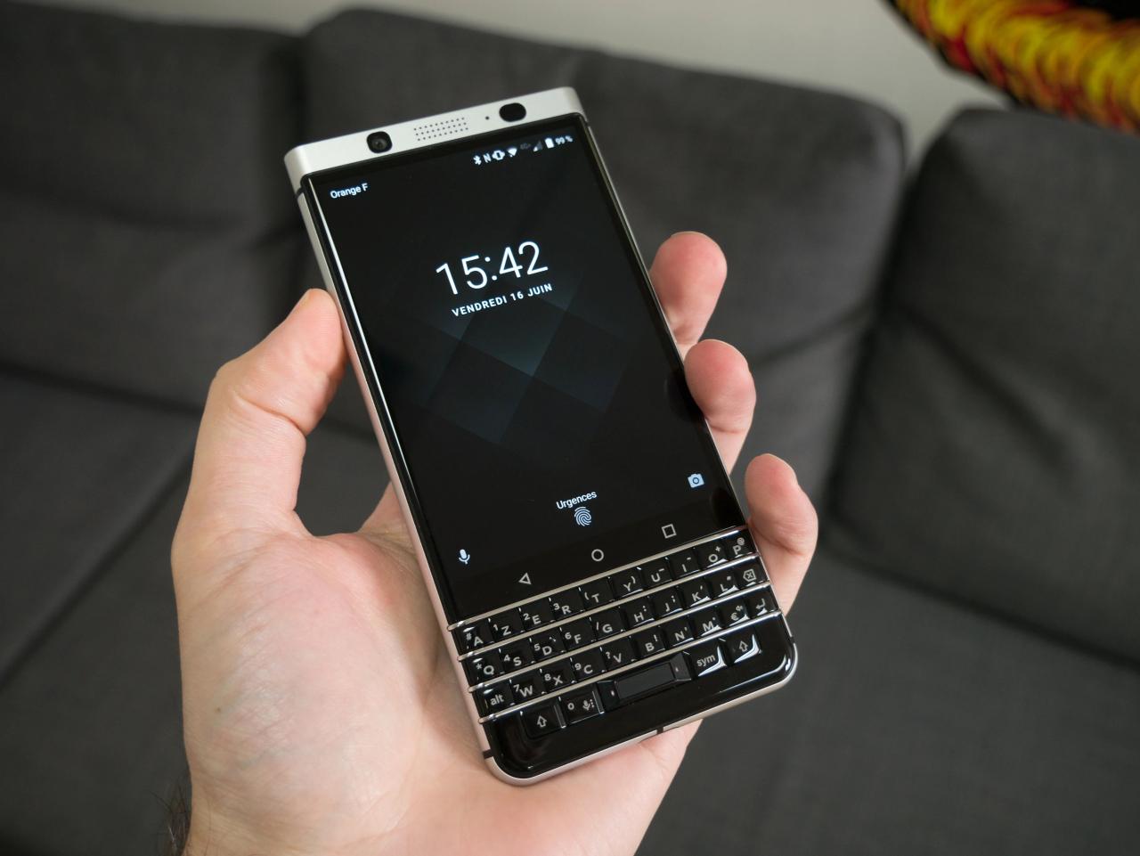 Blackberry Keyone