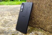 Xperia sony resolution price 4k technologies display flagship consolidates smartphone into source notebookcheck time has full hefty listed tag amazon