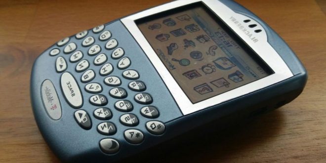 "Blackberry KeyOne 2: Ponsel Pintar dengan Keyboard Fisik yang Bertenaga"