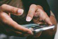 "Sony Xperia X2: Smartphone Andalan Di Era Awal Android"