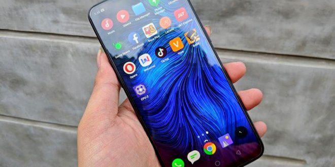 "Xperia L2: Smartphone Menengah Dangan Fitur Menarik"