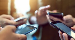 "Xperia L: Sejarah, Spesifikasi, Smartphone Sony Seri Dan Masa Depan"